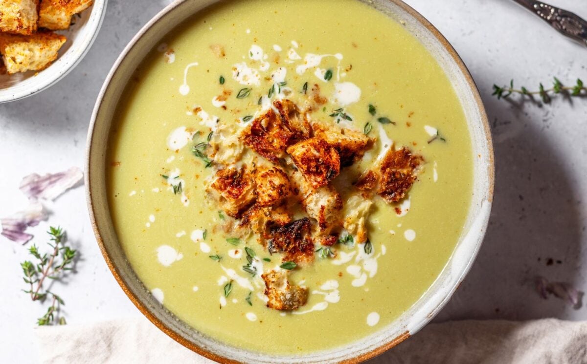 How To Make This Creamy Vegan Asparagus Soup
