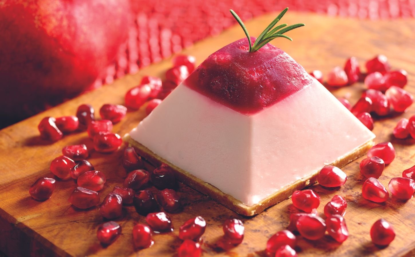 How To Make This Dairy-Free Pomegranate Cheesecake