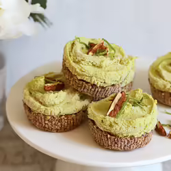 Vegan No-Bake Mini Key Lime Pies