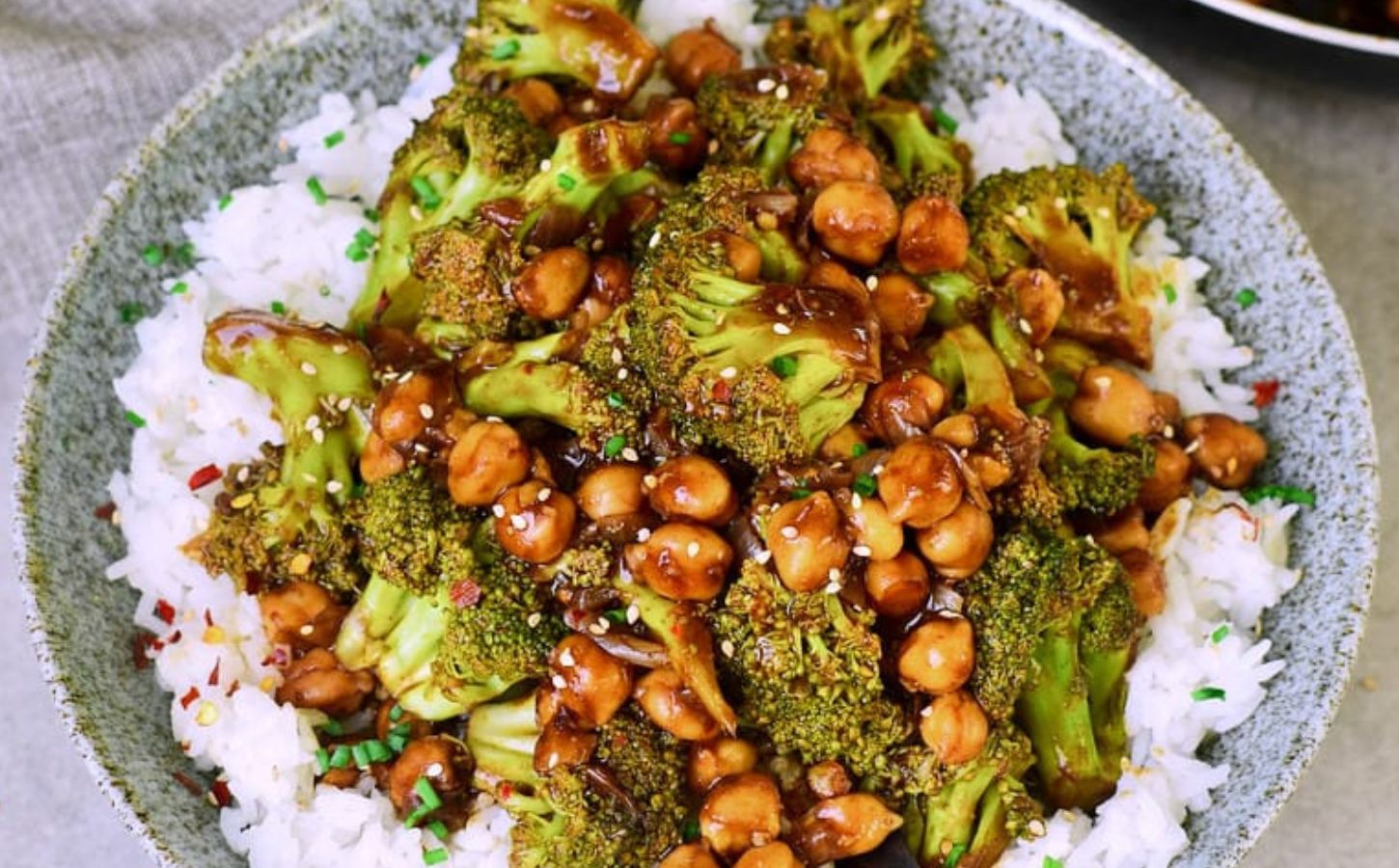10 Vegan Dinners That Prioritize Whole Foods
