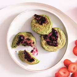 Vegan Protein Pancakes With Spinach and Chia