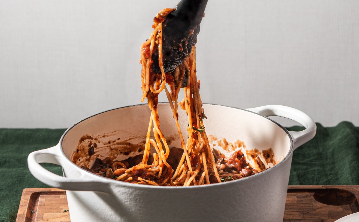 This Easy Tuscan Bean And Spaghetti Recipe Is Perfect For Date Night