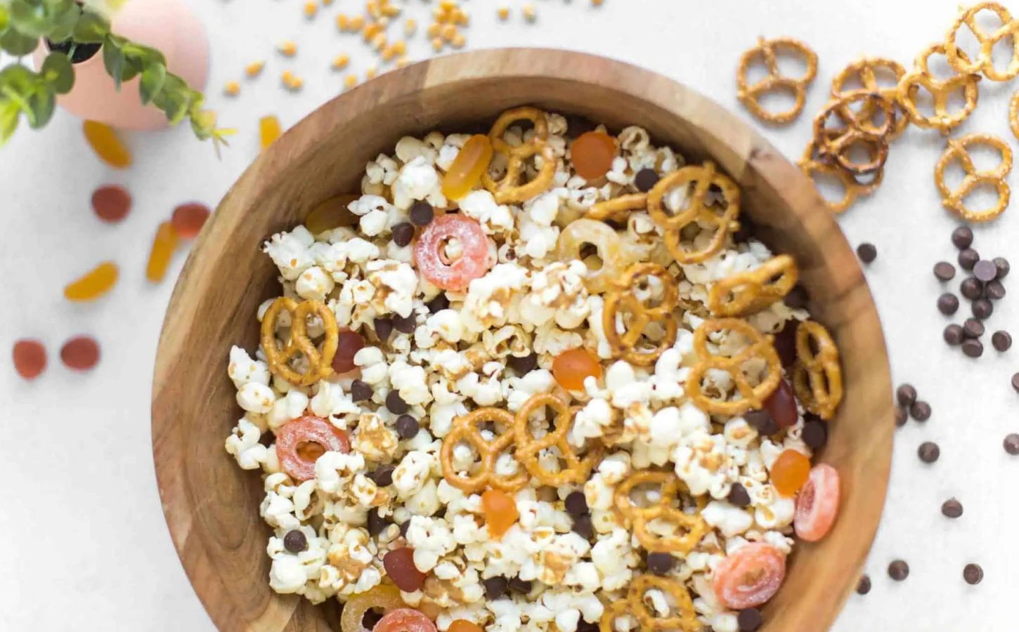 Planning A Halloween Party? Make This Hocus Pocus Peanut Butter Popcorn