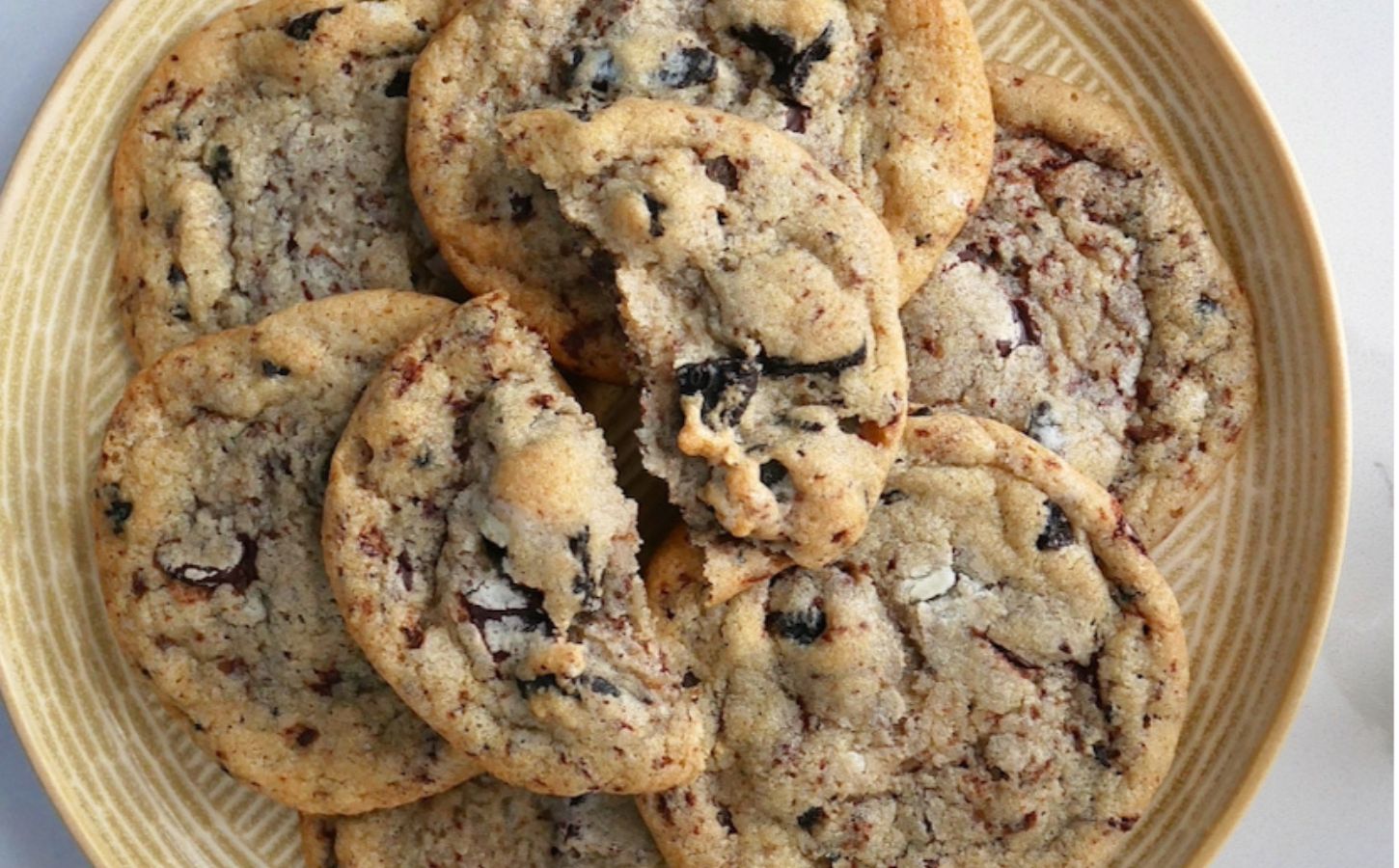 This Vegan ‘Cookies And Cream’ Biscuit Recipe Proves You Can’t Have Too Much Of A Good Thing