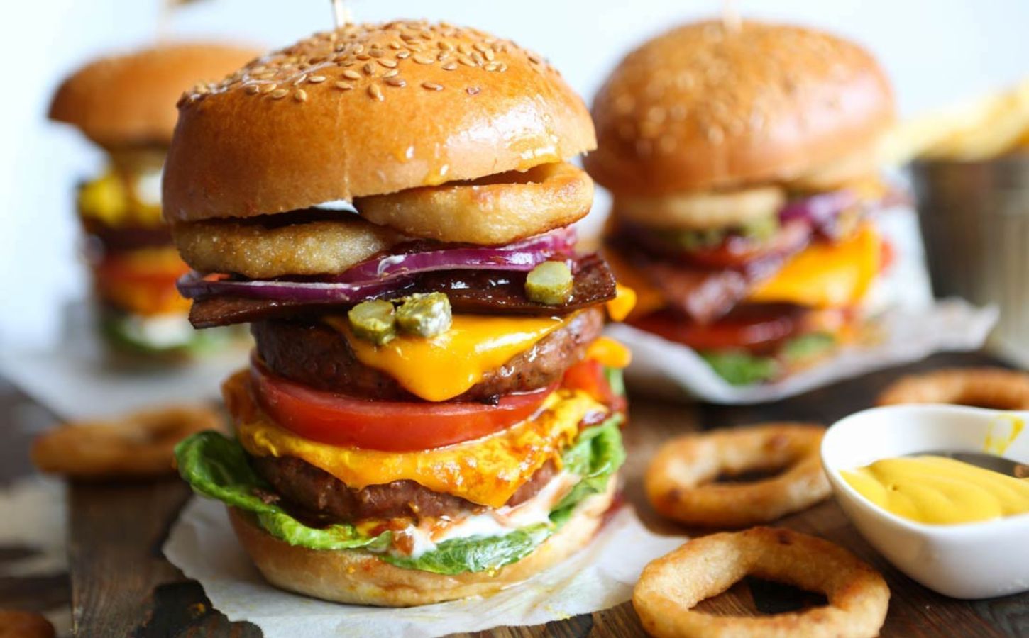 How To Make The Best Burger You’ll Ever Eat (And It’s Vegan)