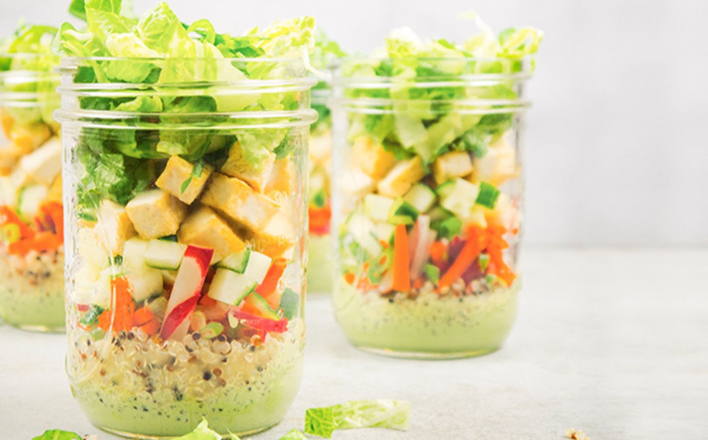 These Banh Mi Mason Jar Salads Are Great For Meal Prep