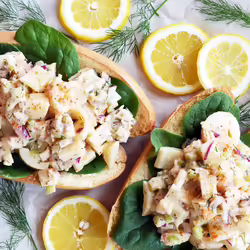 Easy Vegan Lobster Rolls With Hearts of Palm