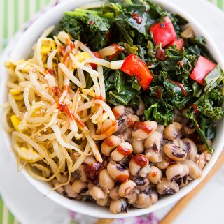 Korean-Inspired Black-eyed Peas and Kale Bowl