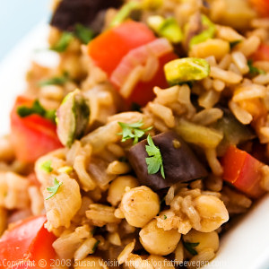 Turkish Pilaf with Pistachios and Chickpeas