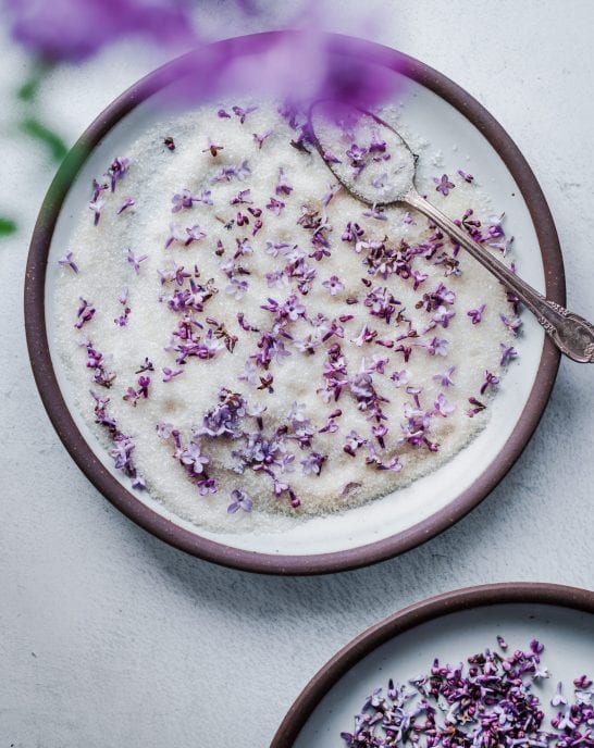 How to Make Lilac Sugar