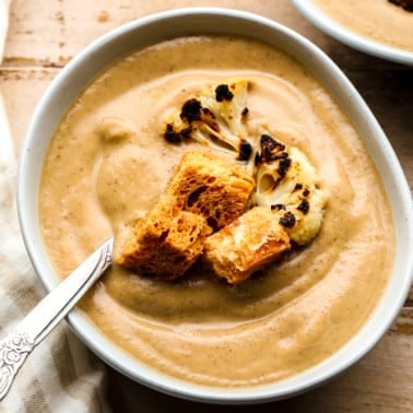 Roasted Cauliflower Soup
