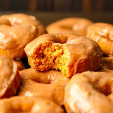 Vegan Pumpkin Donuts