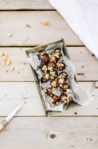 White & Dark Chocolate Peanut Butter Cookie Dough Bonbons