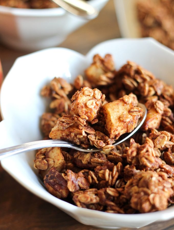 Oil-Free Apple Pie Granola