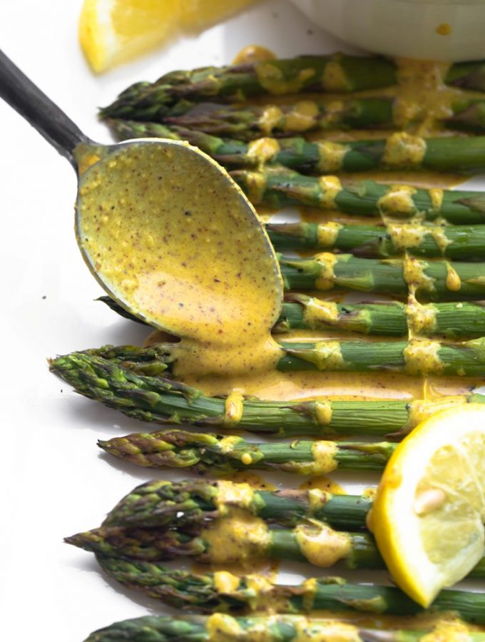 Roasted Asparagus With Lemon Ginger Sauce