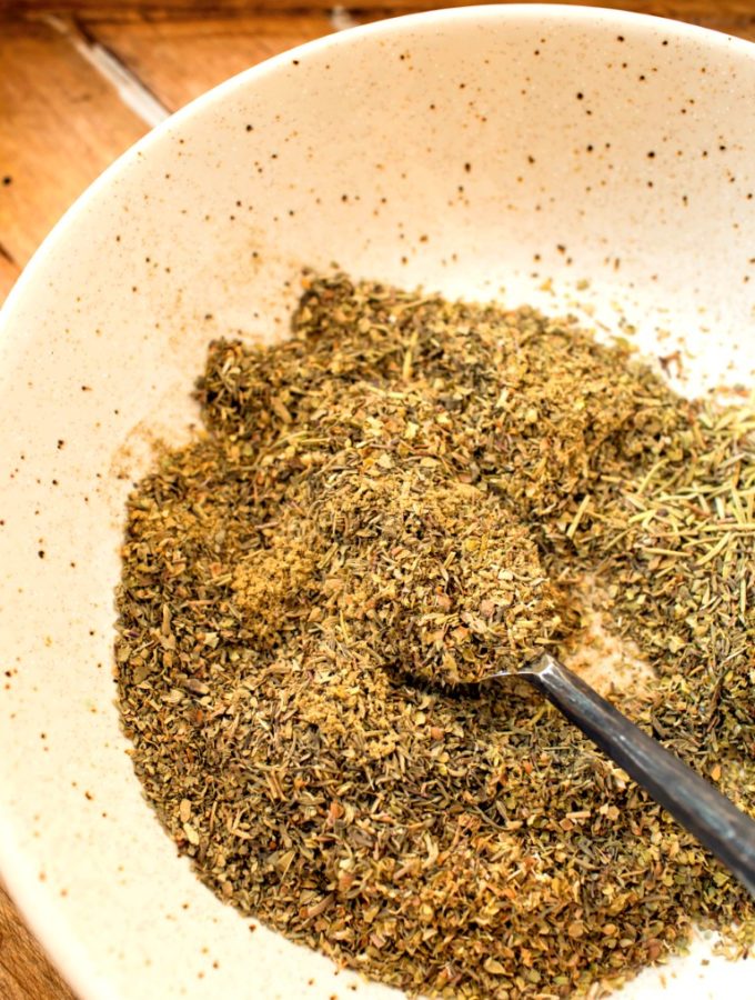 Homemade Italian Seasoning (The BEST!)