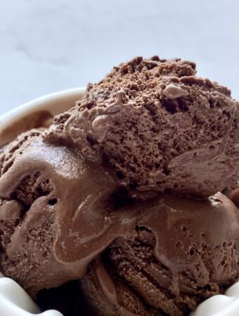 4 Ingredient Vegan Chocolate Ice Cream