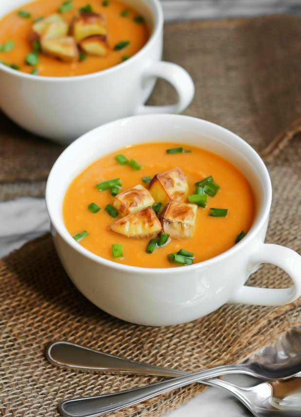 Vegan Creamy Sweet Potato Soup (Oil-free)