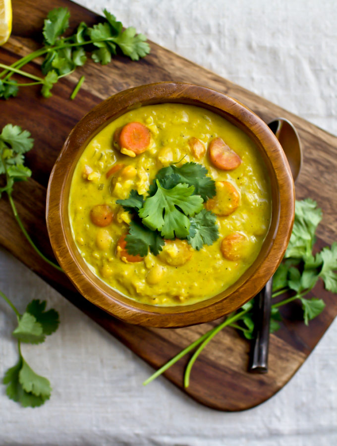 Easy Vegan Creamy Curry Rice Soup