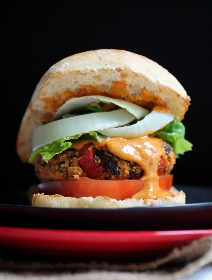 Gluten-free Vegan Black Bean Burgers (Baked)