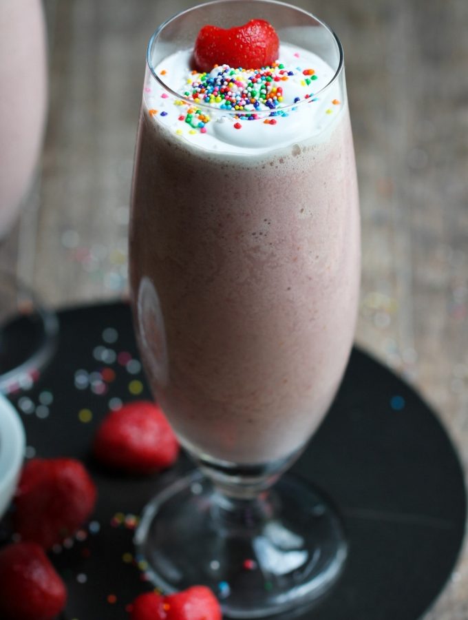 White Chocolate Strawberry Cake Milkshake