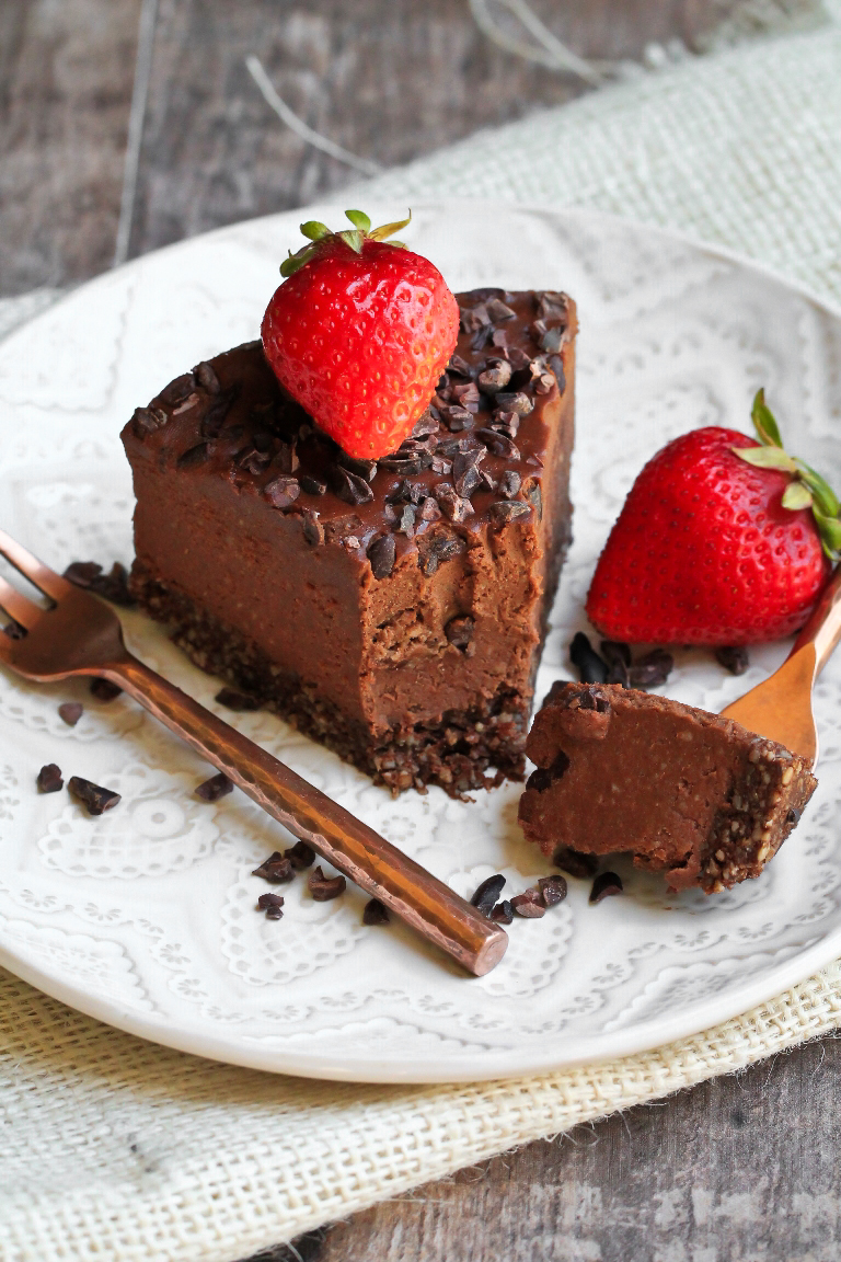 Vegan Chocolate Cookie Dough Fudge Cake