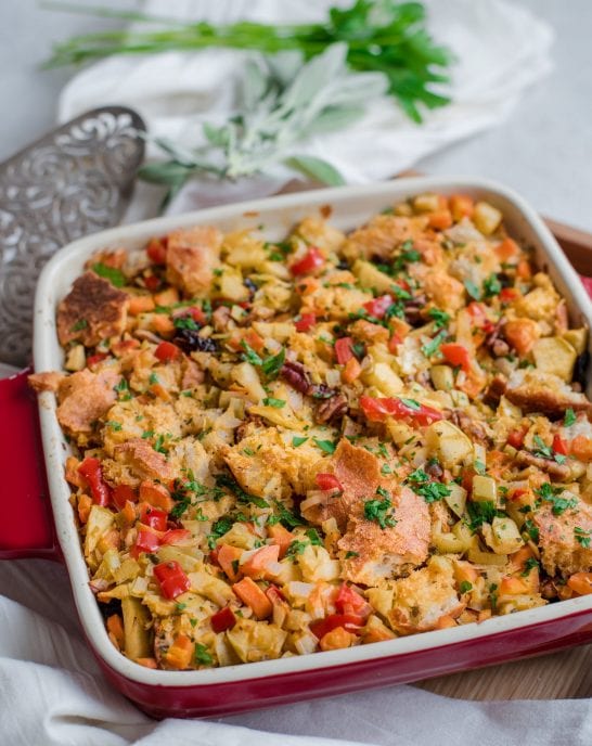 Classic Thanksgiving Stuffing (Vegan)