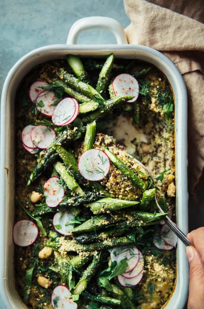 Pesto Quinoa & White Bean Bake with Spring Vegetables