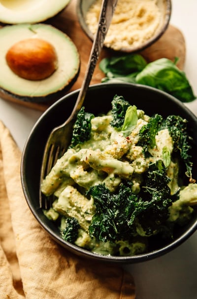 Creamy Avocado & Basil Pesto Pasta