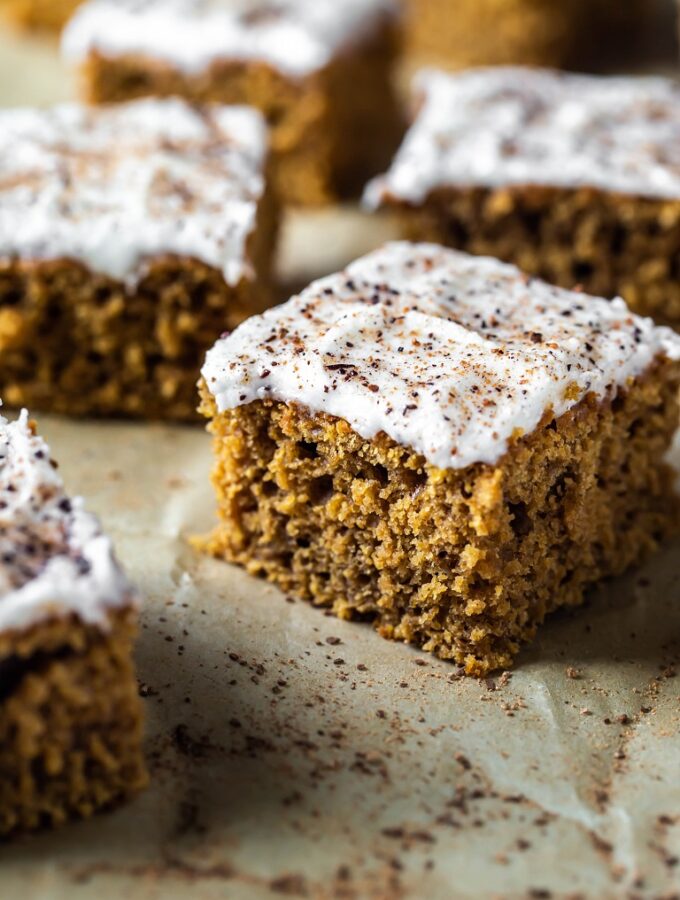 Vegan Gluten-free Pumpkin Cake (Oil-free!)