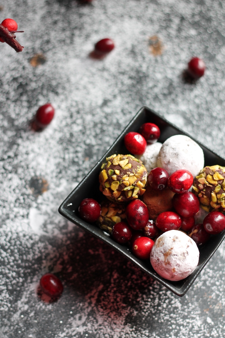 Vegan Dark Chocolate Truffles