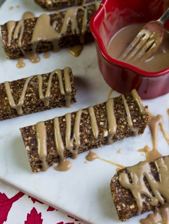 No-Bake Cinnamon Roll Spice Bars