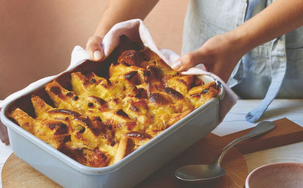 5-Ingredient Vegan Bread And Butter Pudding