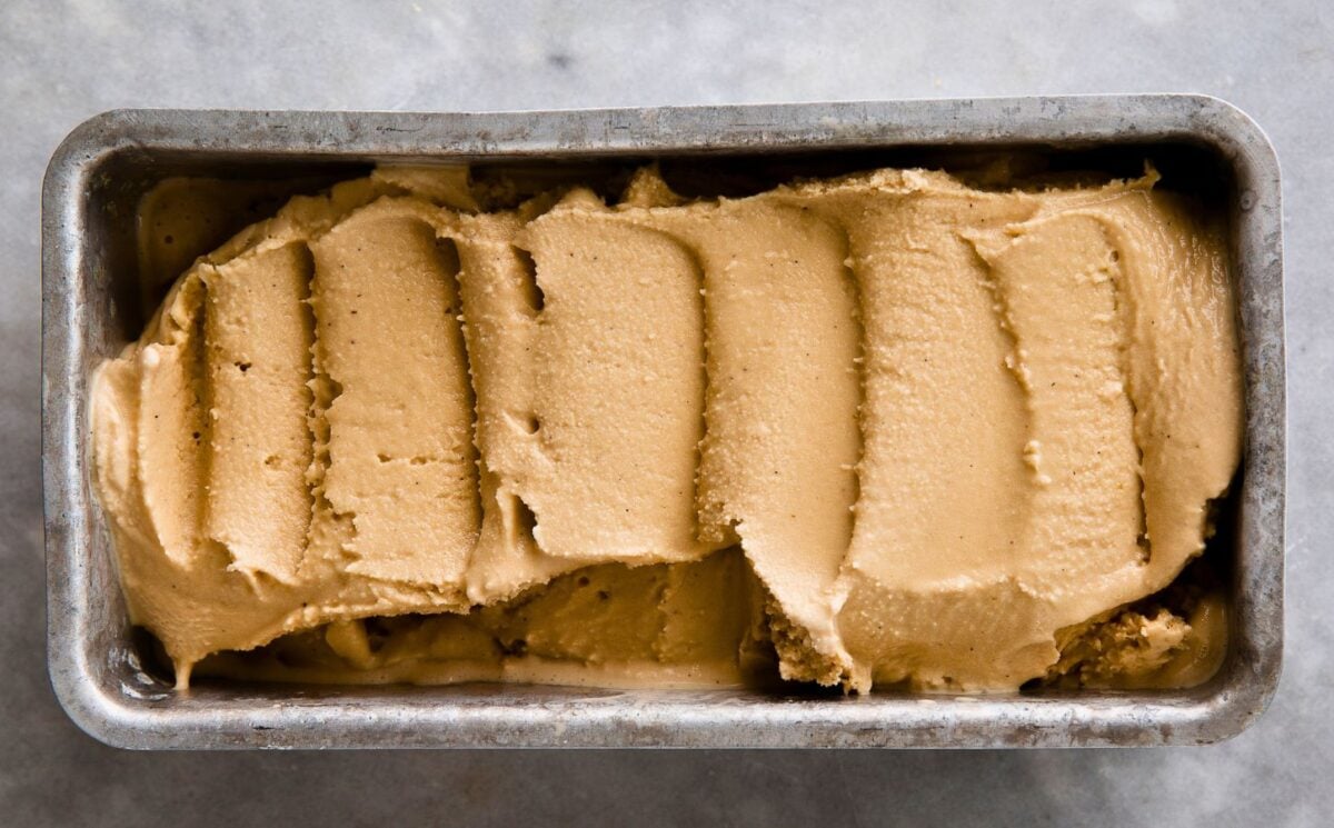 Natural Peanut Butter Ice Cream (Vegan)