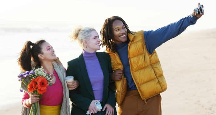 Monogamy vs. non-monogamy: the surprising tie on satisfaction