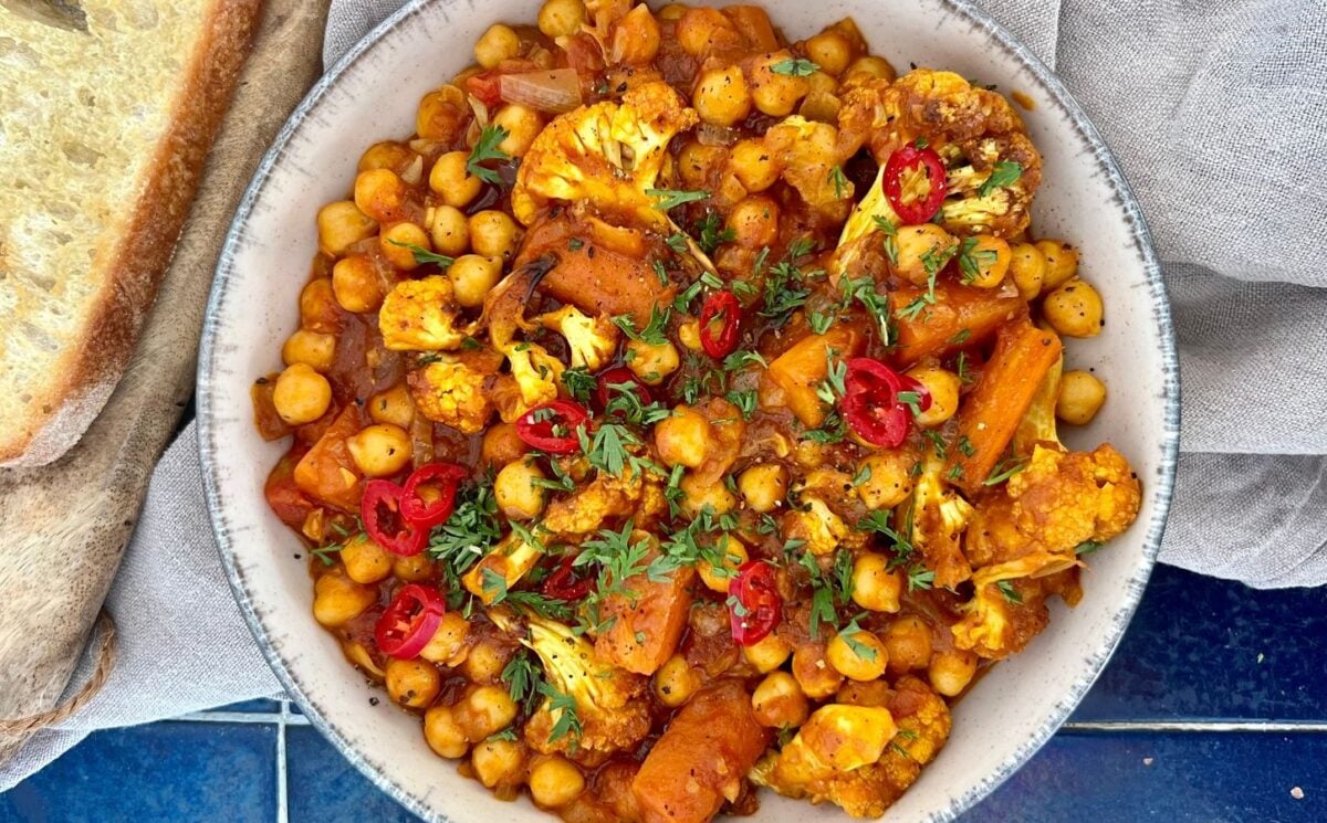 Curried Cauliflower And Chickpea Stew