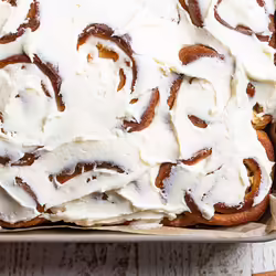 Overnight Vegan Maple Apple Cinnamon RollsÂ 