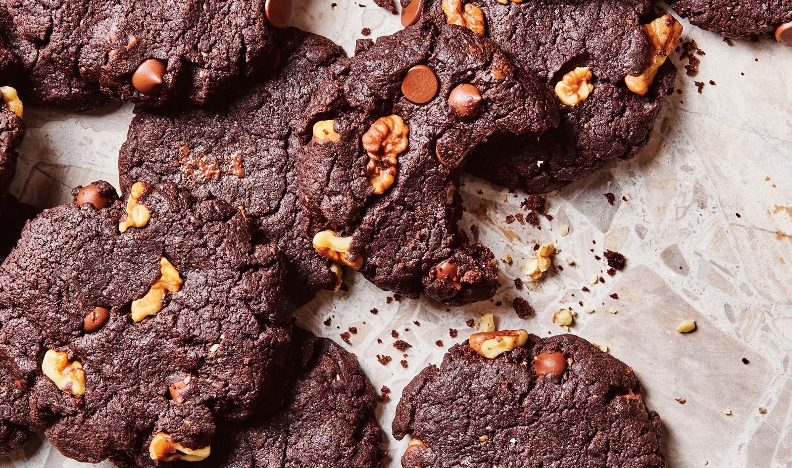 45 Vegan Cookies for Every Occasion: From Chocolate Chip to Nutella-Stuffed