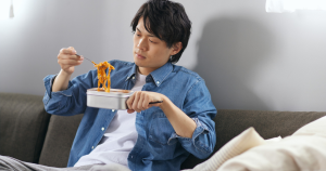 Trader Joe's chili crisp + 5 ingredients = your new 2am noodle obsession