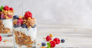 9 low-sugar desserts that aren’t dates or maple syrup bombs