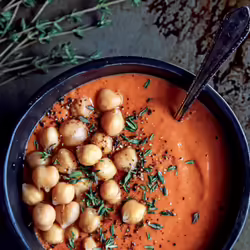 Easy Vegan Tomato Soup