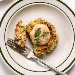 Vegan Jackfruit Crab Cakes With Remoulade Sauce