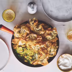 Vegan Frying Pan Samosa Pie With Potatoes and CauliflowerÂ 