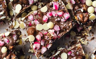 Sweet And Salty Vegan Christmas Popcorn Bark