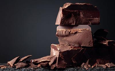 Eating Dark Chocolate Lowers Type 2 Diabetes Risk, Study Finds