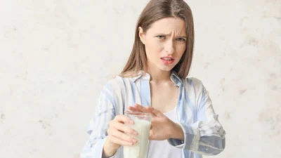 Does milk lower risk of bowel cancer?