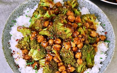 10 Vegan Dinners That Prioritize Whole Foods
