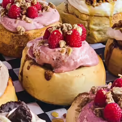 Bakers Reveal How to Order From Cinnaholicâs Secret Vegan Menu