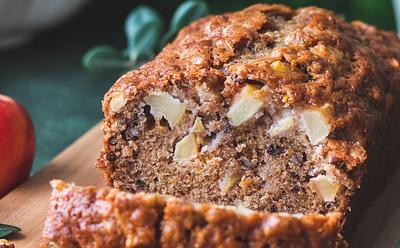 Find Comfort In This Vegan Spiced Apple Loaf Cake