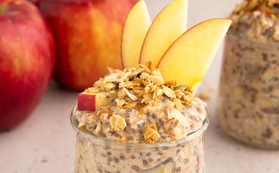 These Apple Pie Overnight Oats Are About To Become Your Favorite Breakfast